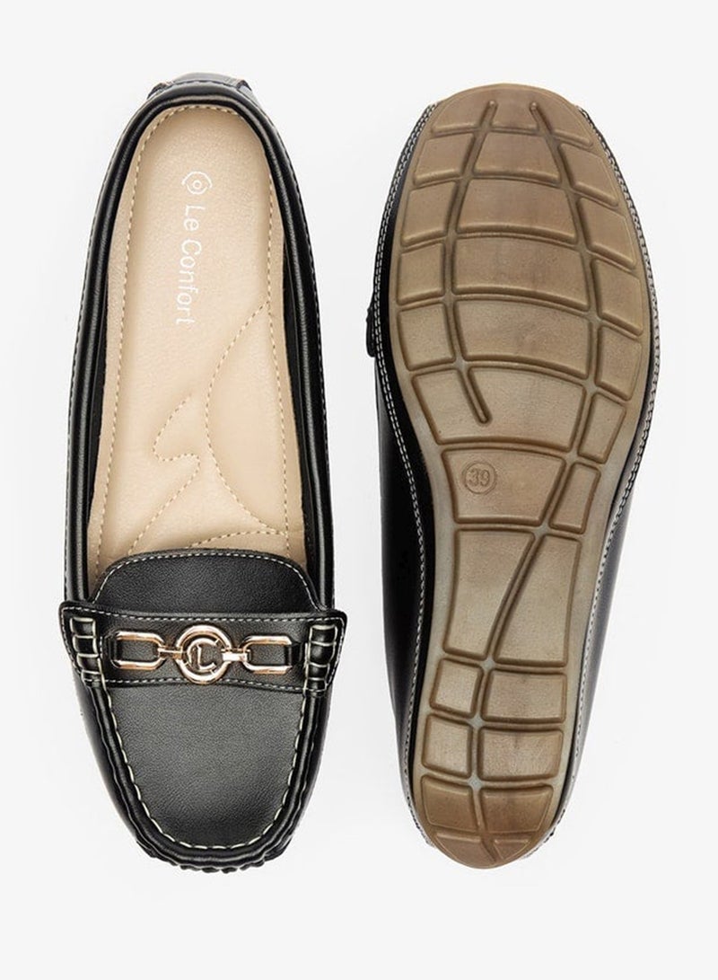 Le Confort Women Metal Accent Loafers with Wedge Heels - Image 4