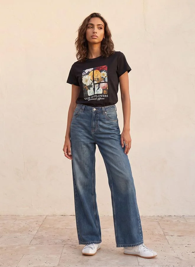 اس بي كاركترز Cotton T-shirt