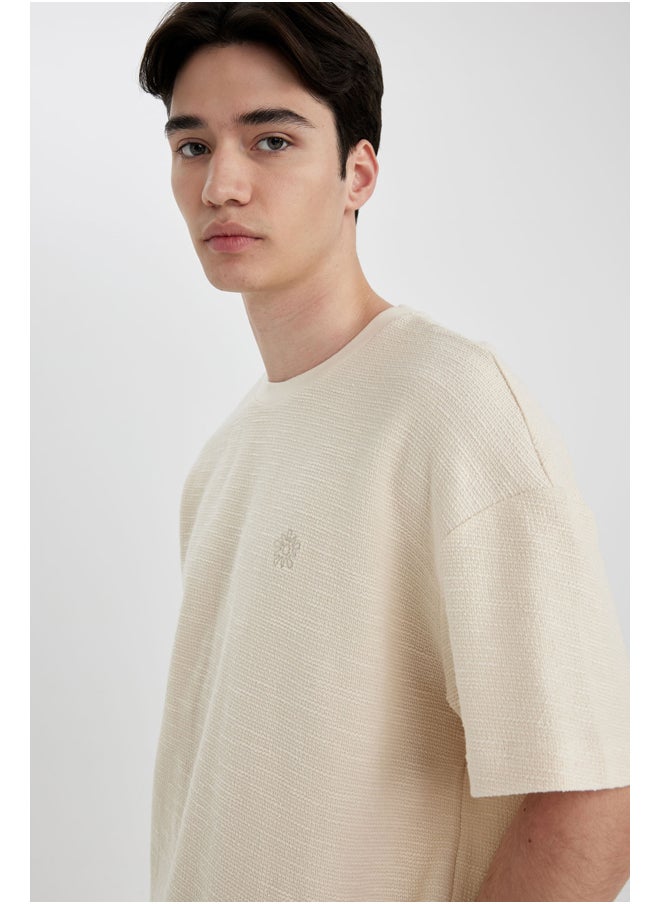 DeFacto - Man Comfort Fit Crew Neck Short Sleeve Knitted T-Shirt - Image 1