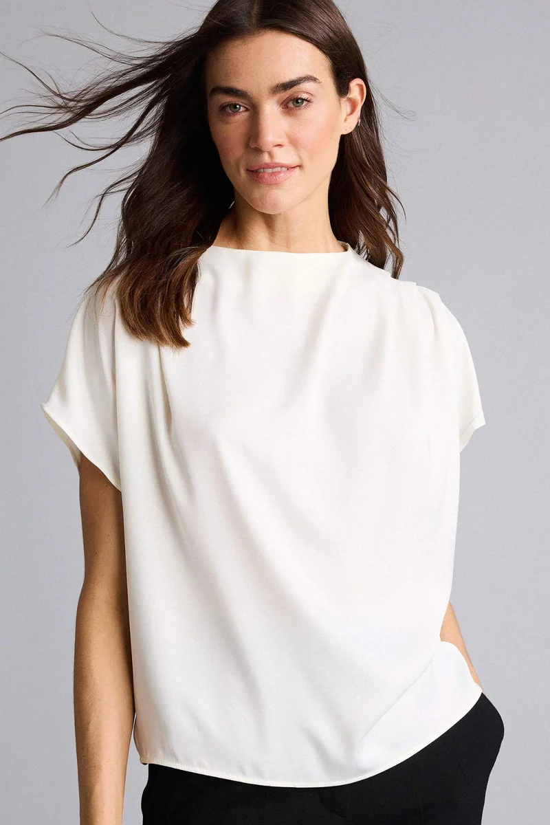 ديفاكتو Regular Fit Degaje Neck Short Sleeve Blouse