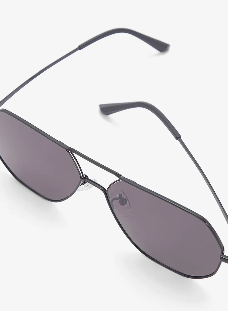 Robert Wood black Polarized  Angular Aviator  Sunglasses for Men | Best Price UAE