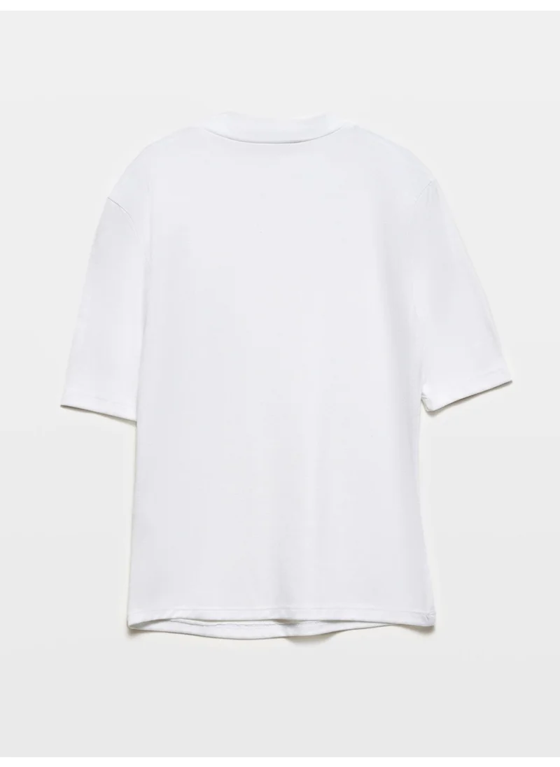 ديلفين 30481 High Collar T-Shirt-O.white