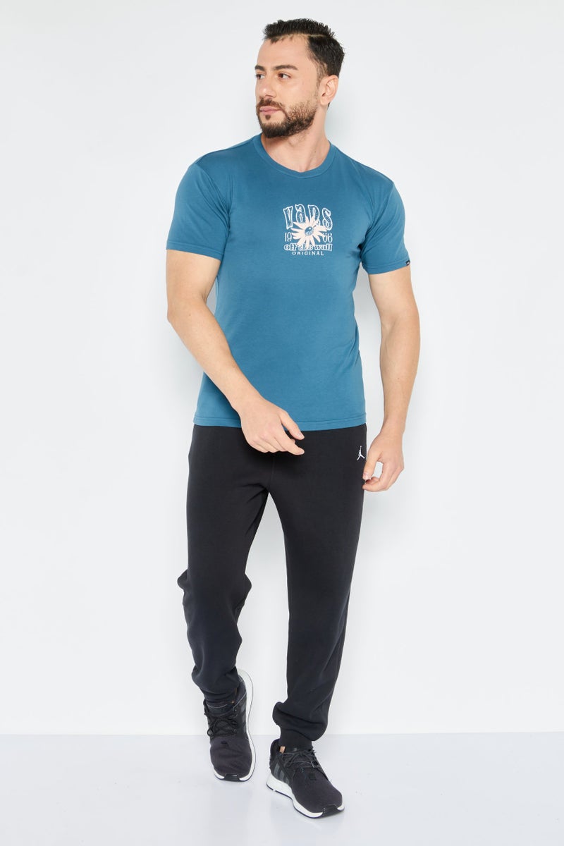 VANS تي شيرت رجالي بأكمام قصيرة وياقة دائرية، طباعة جرافيك، تركواز أزرق مدمج - Image 2