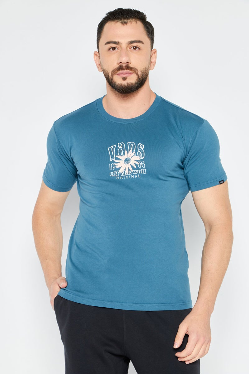 VANS تي شيرت رجالي بأكمام قصيرة وياقة دائرية، طباعة جرافيك، تركواز أزرق مدمج - Image 1