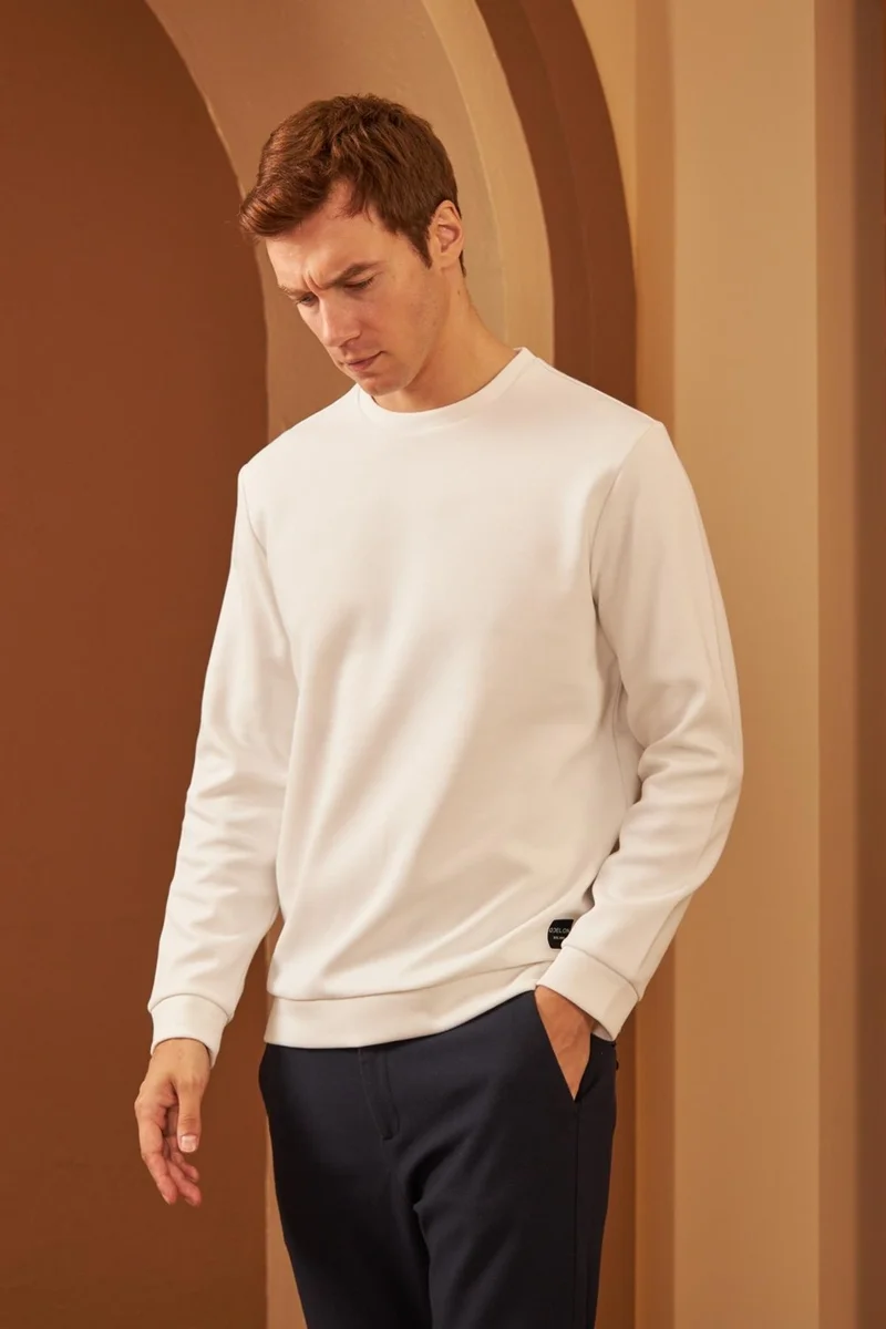 Odelon Men's Comfort Fit Basic Plain Sweatshirt Ecru MARS26