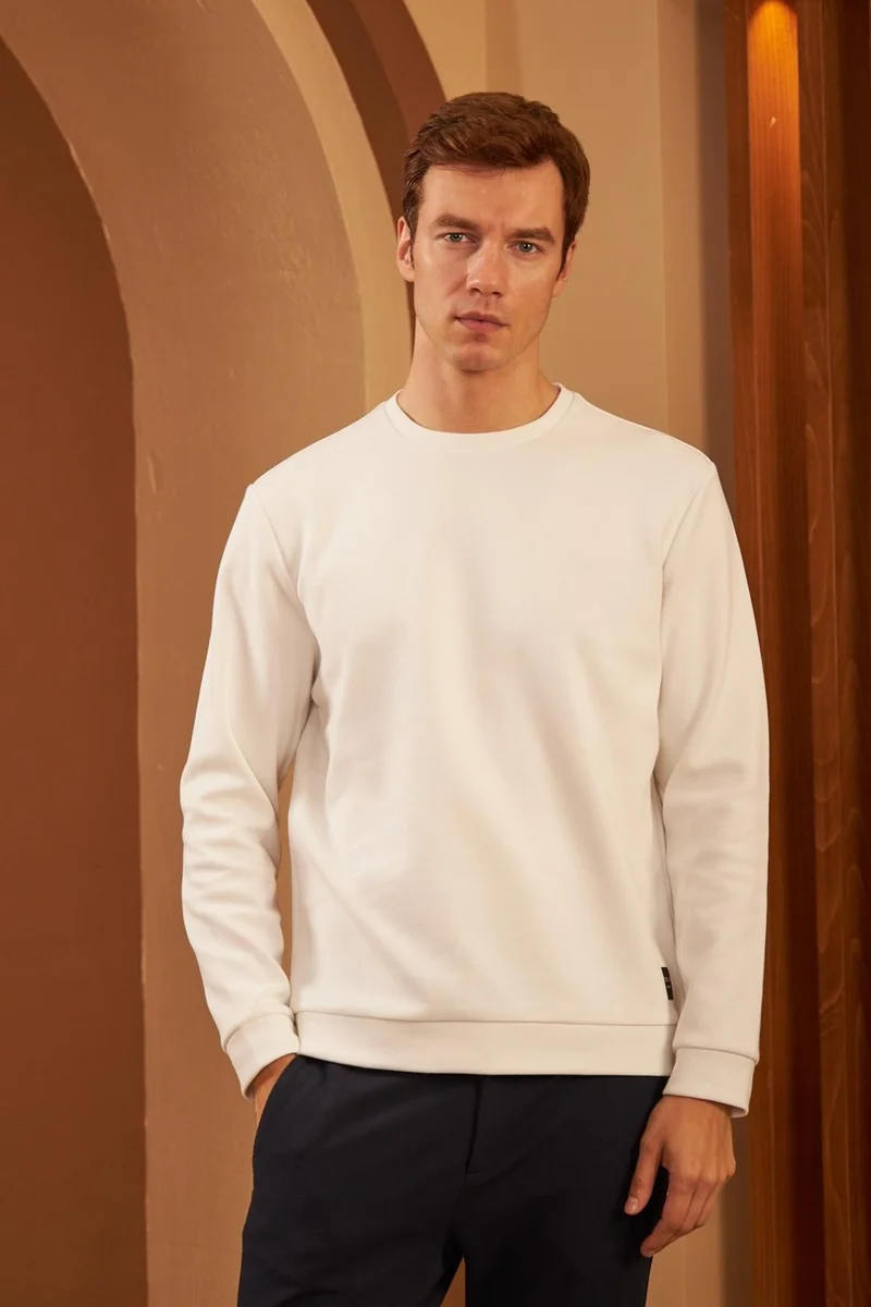 Odelon Men's Comfort Fit Basic Plain Sweatshirt Ecru MARS26