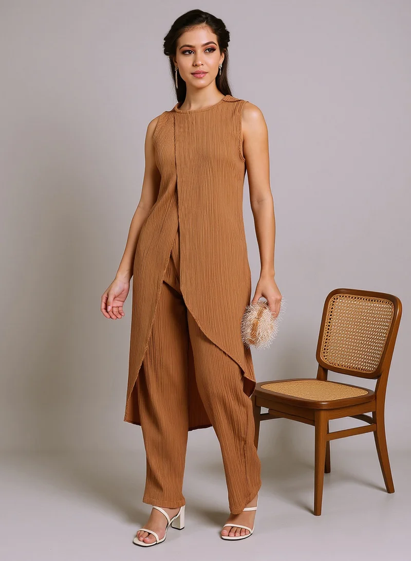  قصة Qissa Women's Camel Beige Textured Wrap Kurta With Trousers For Ethnic Wear | Round Neck, Sleeveless | Solid Textured Fabric | 2 Piece Kurta Set Designed For Casual & Evening Wear