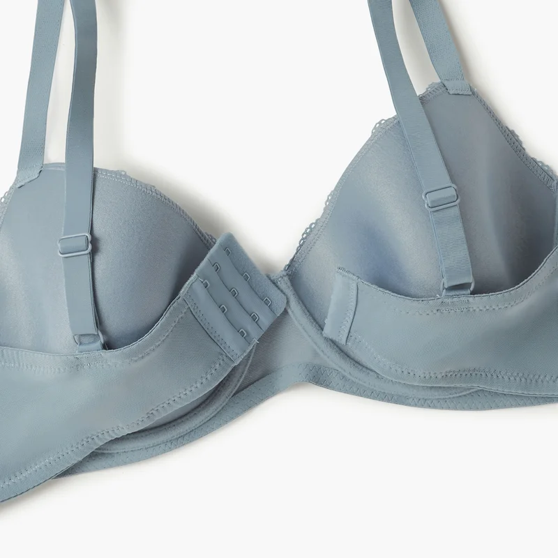 Splash FAV Lace Detail Bra with Hook and Eye Closure