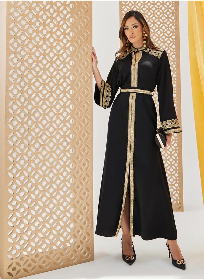 Styli - Embroidered Lace Trim Notch Neck Belted Jalabiya - Image 1
