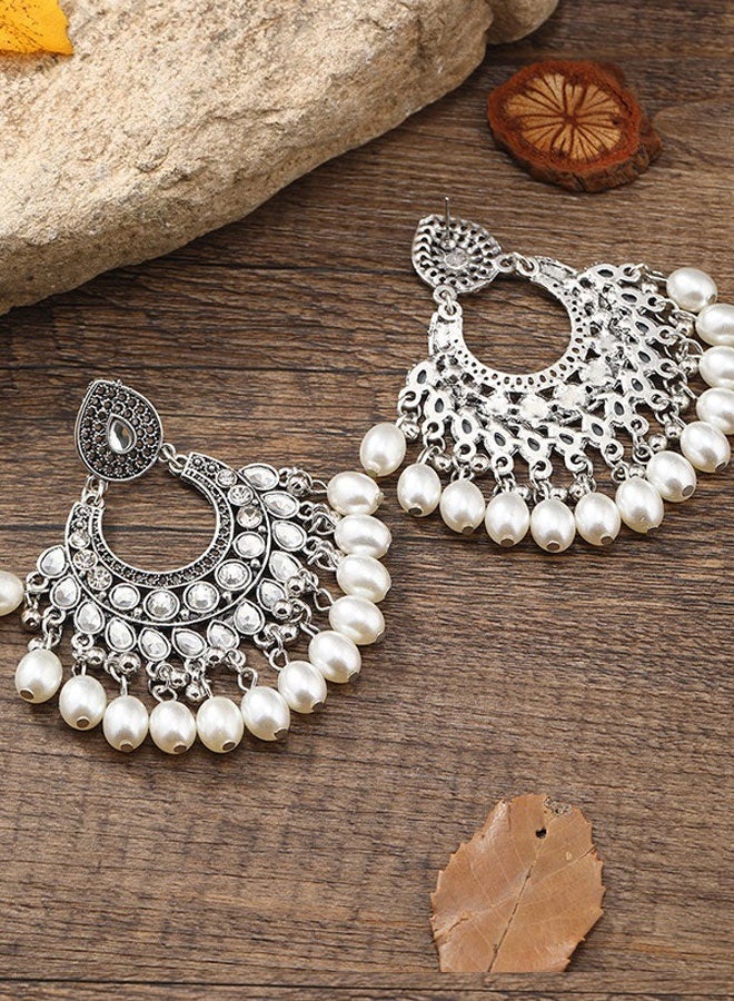 حلق جومكا فضة مؤكسدة للنساء، حلق هندية إثنية خفيفة الوزن طويلة بلؤلؤ شاندي بالي - Image 3