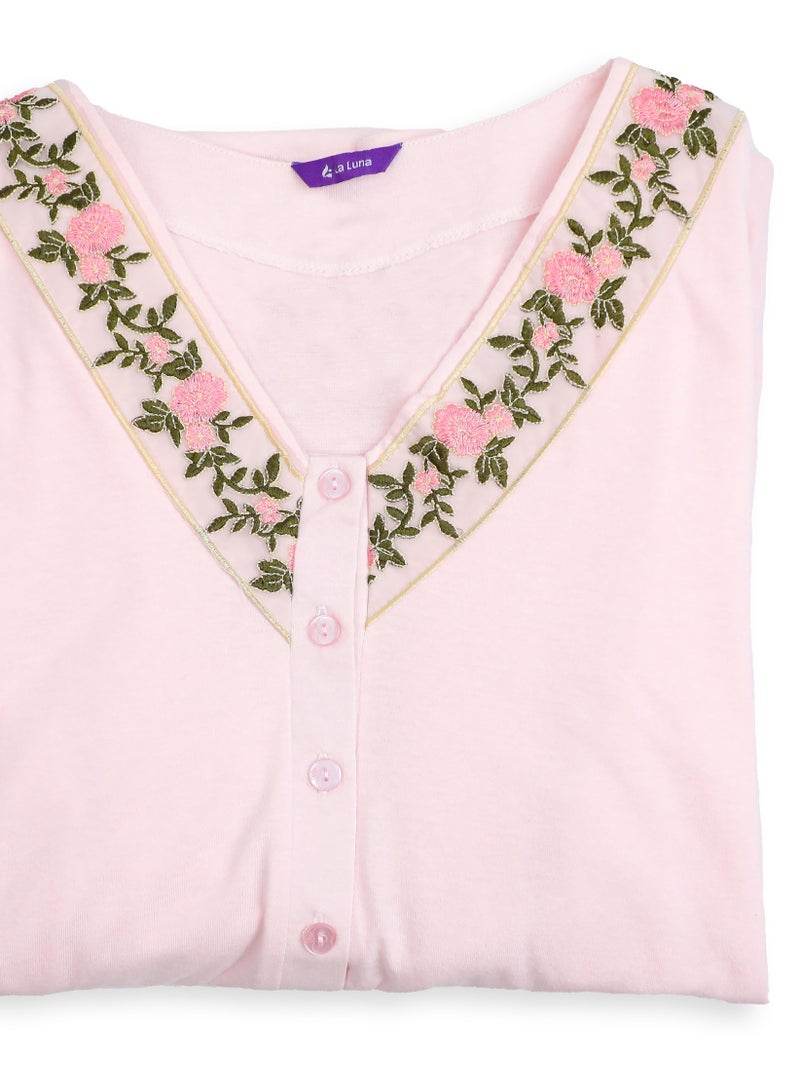 Dadoush Women's long nightgown with short sleeves and a beautiful floral print collar for a stylish home summer look.  - Image 4