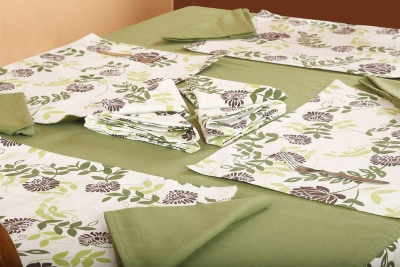 Dekor World غطاء طاولة مستطيل مزخرف بالأزهار باللون الأخضر مع 6 حصائر و 12 منديل (عبوة من 19) 150X225 سم / 60X90 بوصة لطاولة طعام تتسع لـ 6 أشخاص - Image 3