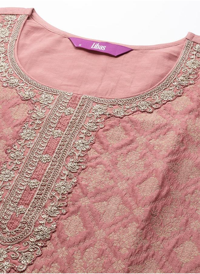 Libas Libas Silk Straight Kurta and Solid Trouser with Embroidered Dupatta Set  - Image 4