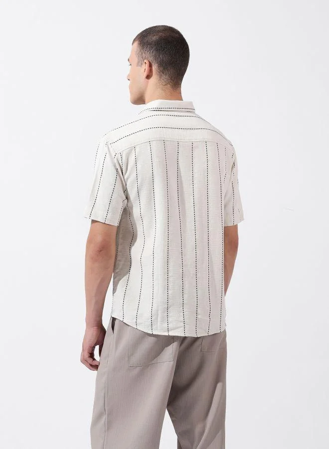 The Indian Garage Co Men Relaxed Fit Striped Cutaway Collar Half Sleeves Shirt