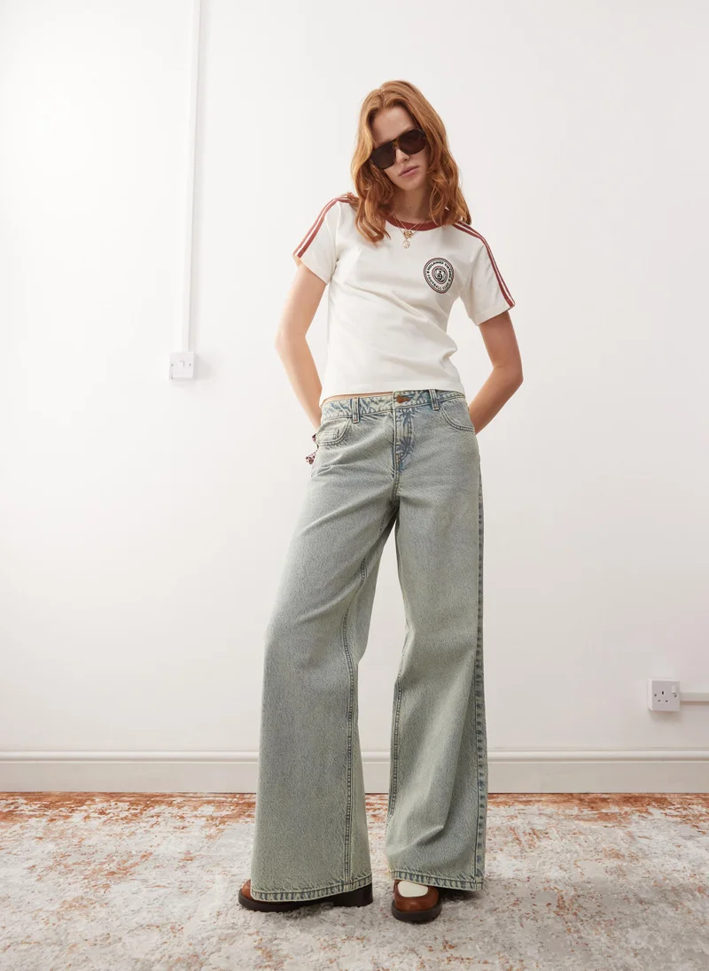 ريكلايمد فينتدج Reclaimed Vintage 88' wide leg jean in 90s bleach