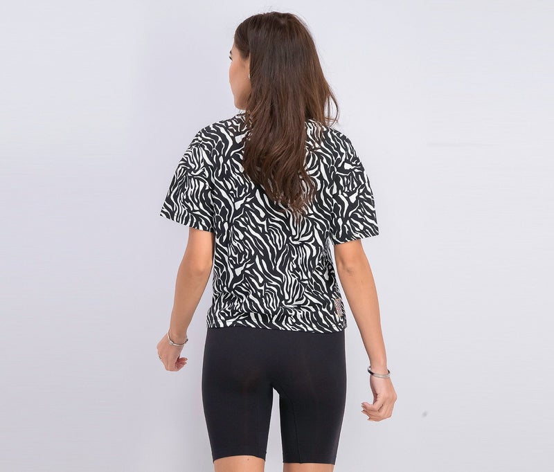 PUMA Women Short Sleeve AOP Tee, Black and White - Image 4