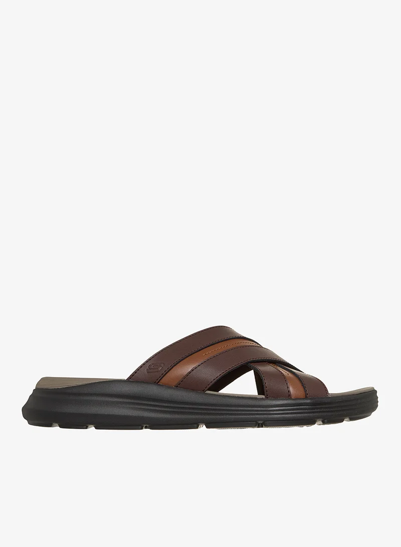 سكيتشرز سرغو