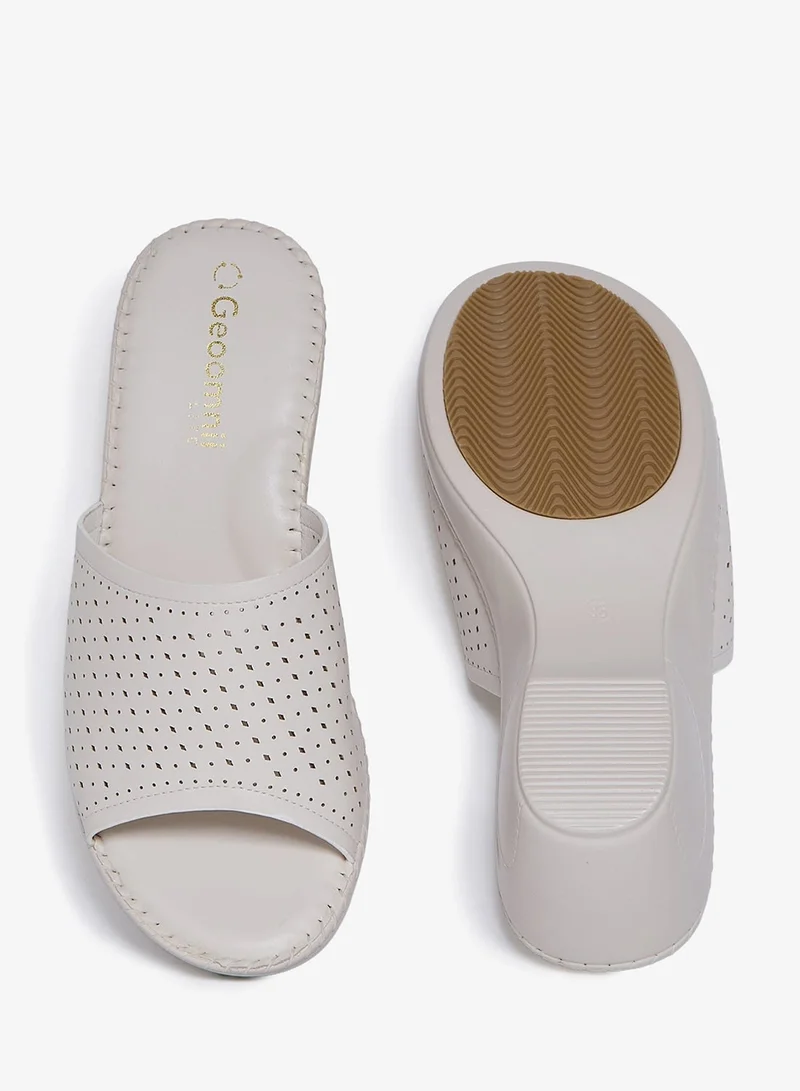 Geoomnii OFF WHITE Geoomnii Comfort Slide Sandals for Women – Cushioned Slip-On Casual Sandals for Daily Wear, Home, Travel & Walking for Women | Best Price UAE