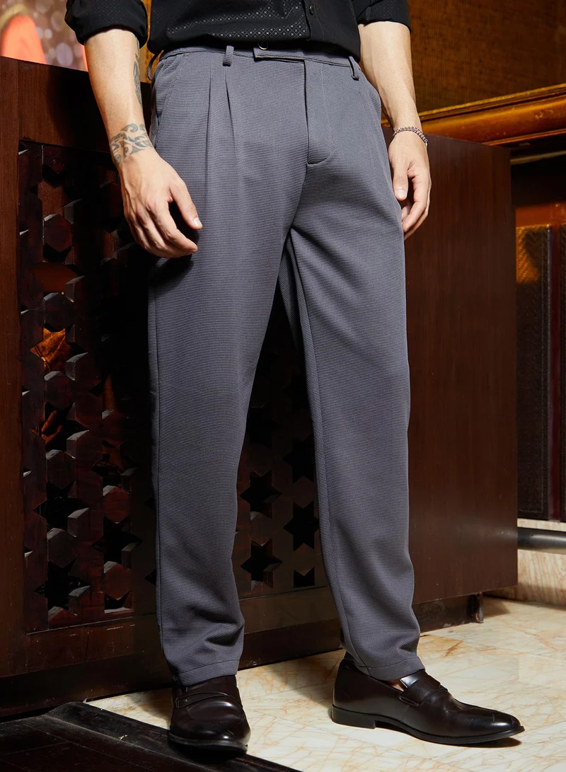Campus Sutra Men's Ash Grey Micro-Waffle Chino Trousers