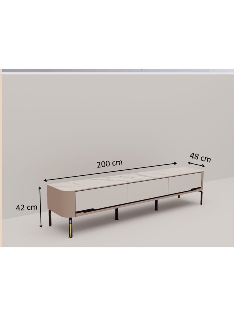 ZAHRAT ALFKHAMAH The distinctive plasma table has a classic large-sized - Image 3