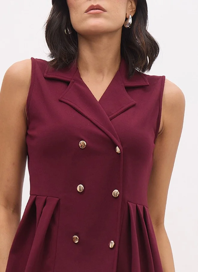 SASSAFRAS Burgundy Sleeveless Shirt Collar Top for Women