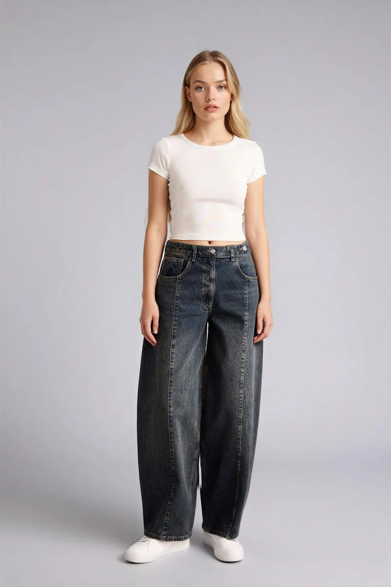 ديفاكتو Barrel Fit High Waist Ankle Length Washed Jeans