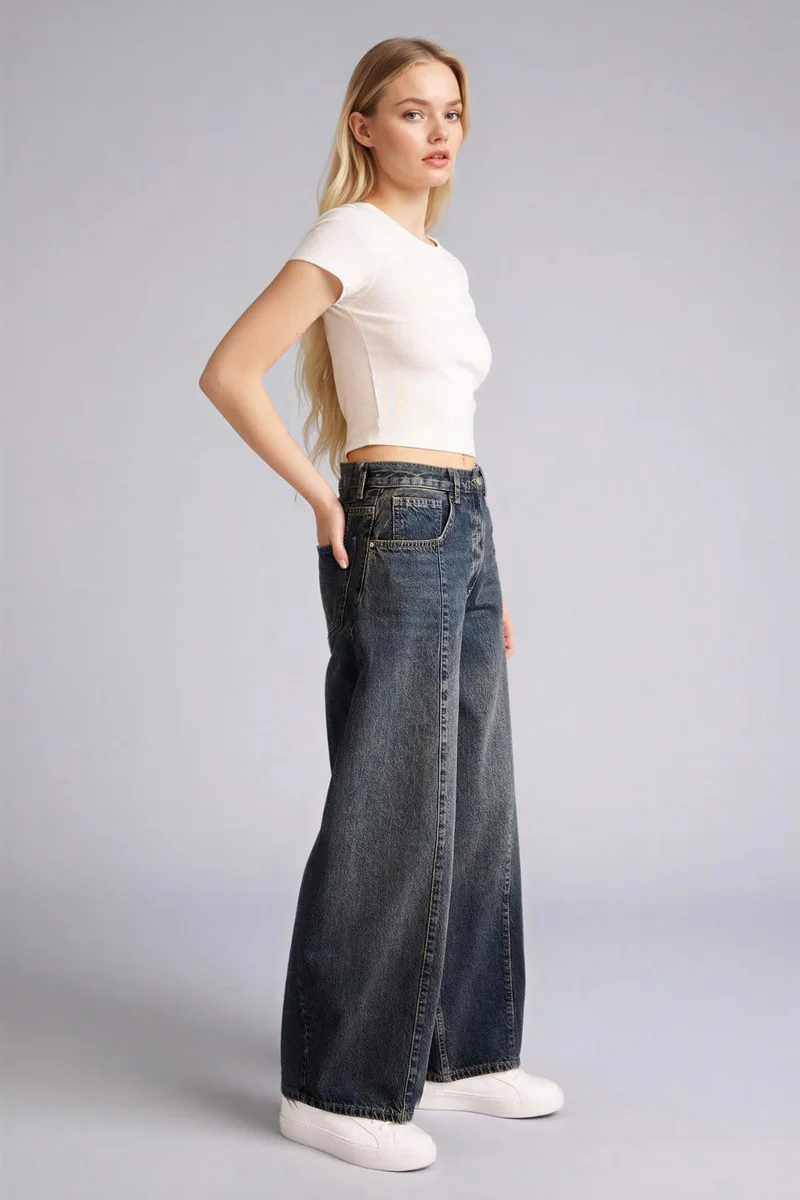 ديفاكتو Barrel Fit High Waist Ankle Length Washed Jeans