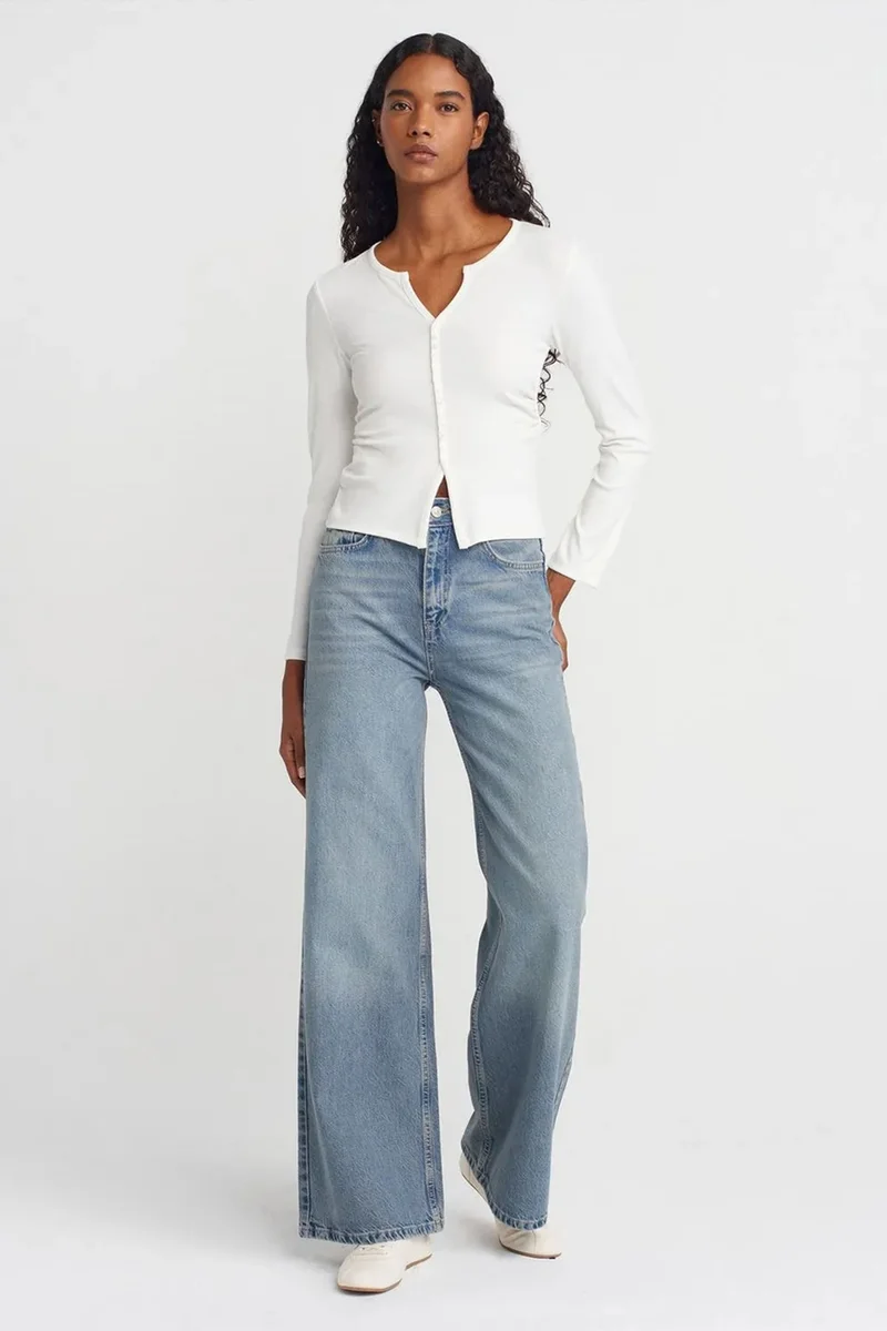 Dilvin White DILVIN Slim Fit Ribbed Button-Front Blouse for Women | Best Price UAE