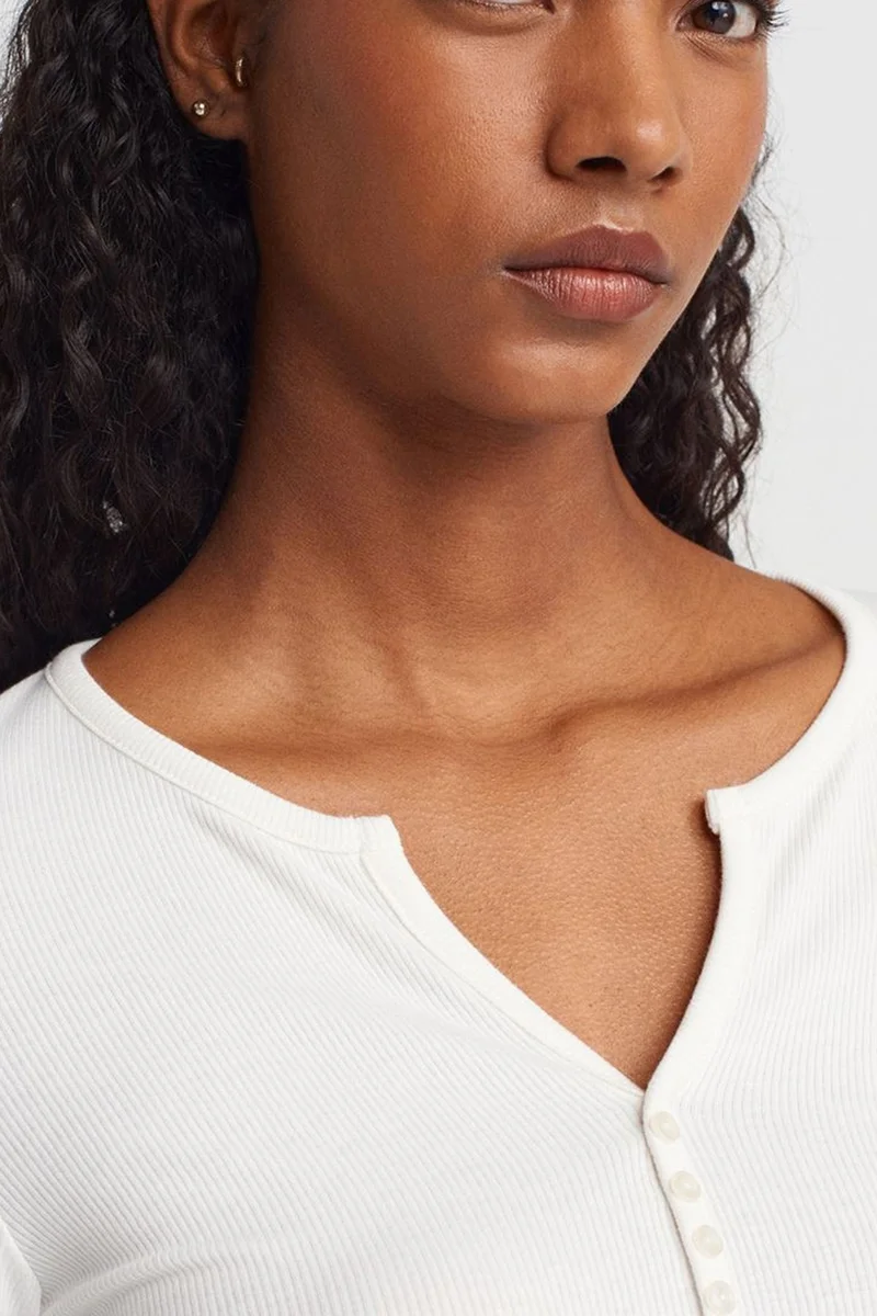 Dilvin White DILVIN Slim Fit Ribbed Button-Front Blouse for Women | Best Price UAE