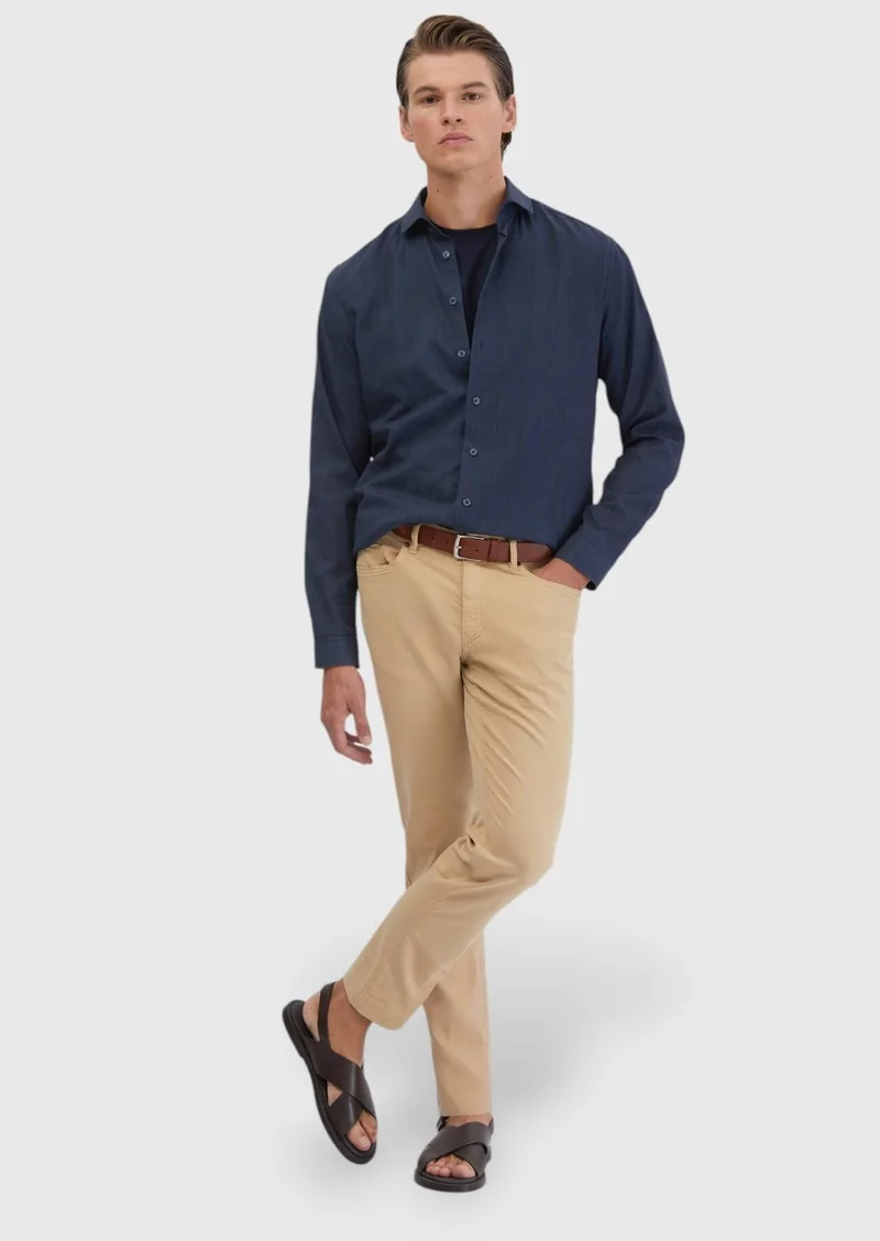 رامسي بنطلون قطني مخلوط بقصة ضيقة من قماش سافرون المنسوج