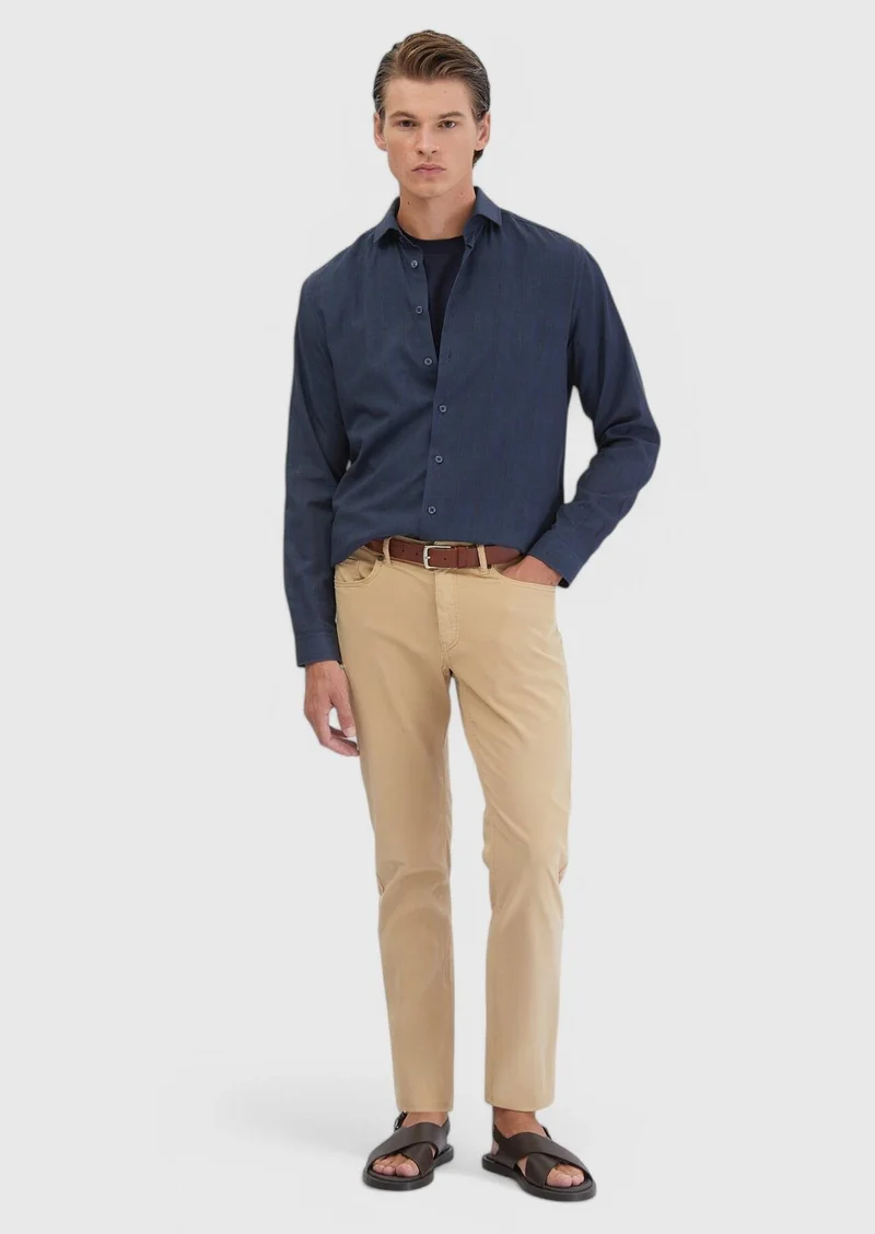 رامسي بنطلون قطني مخلوط بقصة ضيقة من قماش سافرون المنسوج