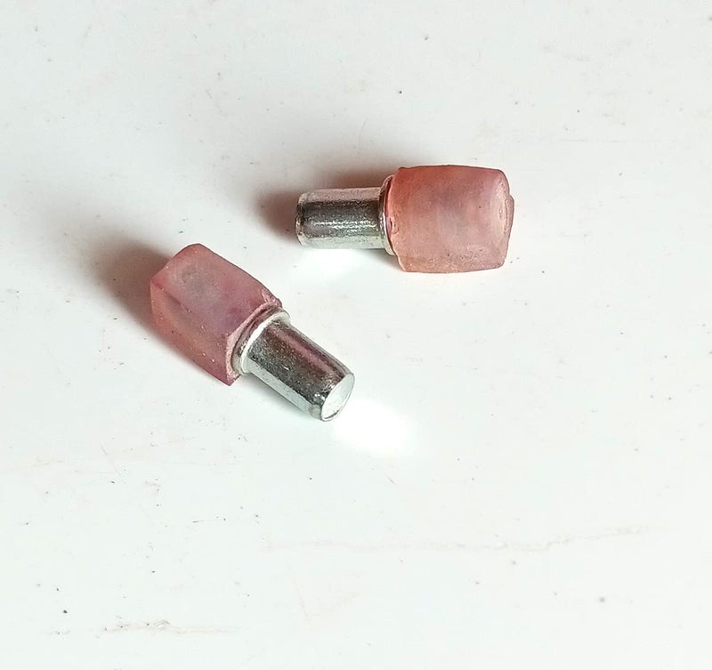 Cabinet self Support Pin 20 Pcs SP 008A with Cap  - Image 5