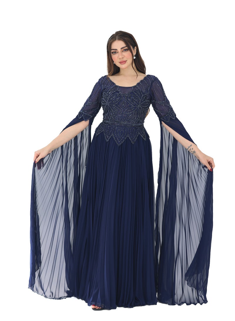 مودرن ديزاين فستان سهره فخم شيفون بتطريز يدوي انيق على كافة الصدر والظهر والاكتاف من خامة الشيفون الفاخر يتميز الفستان بتقليم بيليسيه سيمنحك إطلالة فخمة ومميزة في المناسبات الخاصة. يعكس التصميم العام والتفاصيل ال - Image 2