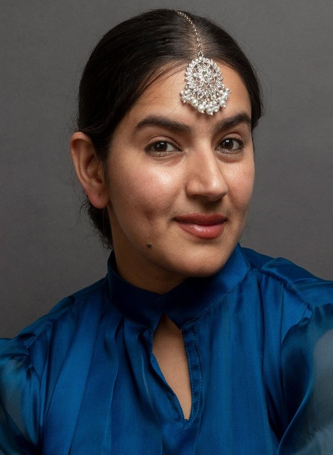 بينداني تيكا شعر بيندهاني الهندية المطلية بالذهب والمزينة بأحجار كوندان وقطرات اللؤلؤ للنساء (روديوم أبيض) - Image 3