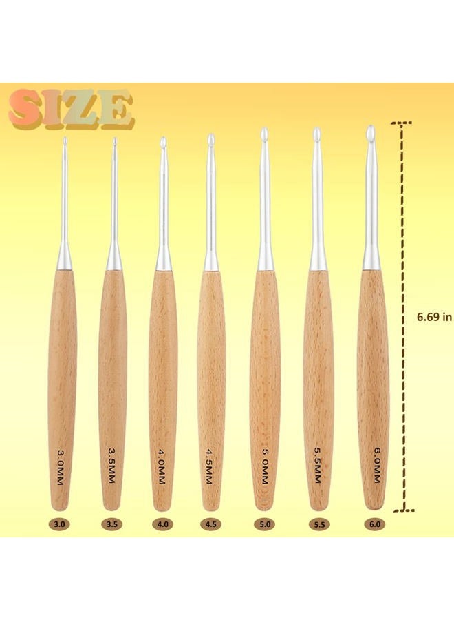 Yarniss Beech Wood Crochet Hooks Set with Case,Ergonomic Handle Crochet Hooks Set with Felt Bag 3.0mm~6.0mm - Image 2