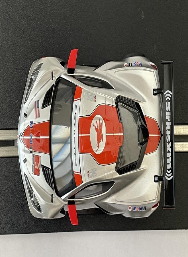 Scalextric Chevrolet Corvette C8R Sebring 2021 1:32 Analog Slot Race Car C4454 - Image 2