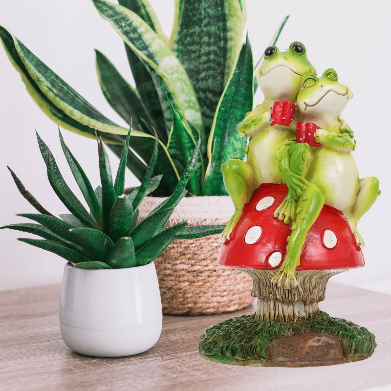 3pcs Household Resin Couple Frogs Mushroom Ornament Adorable Decorative Frogs Model - Image 3