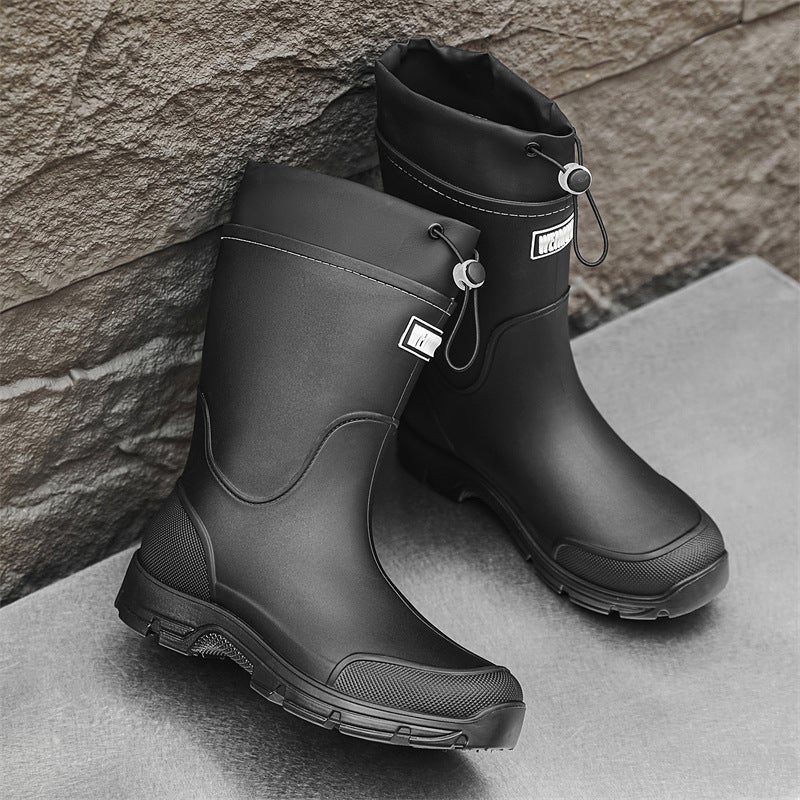 Japanese And Korean Fashion Mid-Calf Men'S Rain Boots Outdoor Thick-Soled Waterproof Rain Boots Non-Slip Kitchen Rubber Shoes Versatile Car Wash Shoes - Image 1
