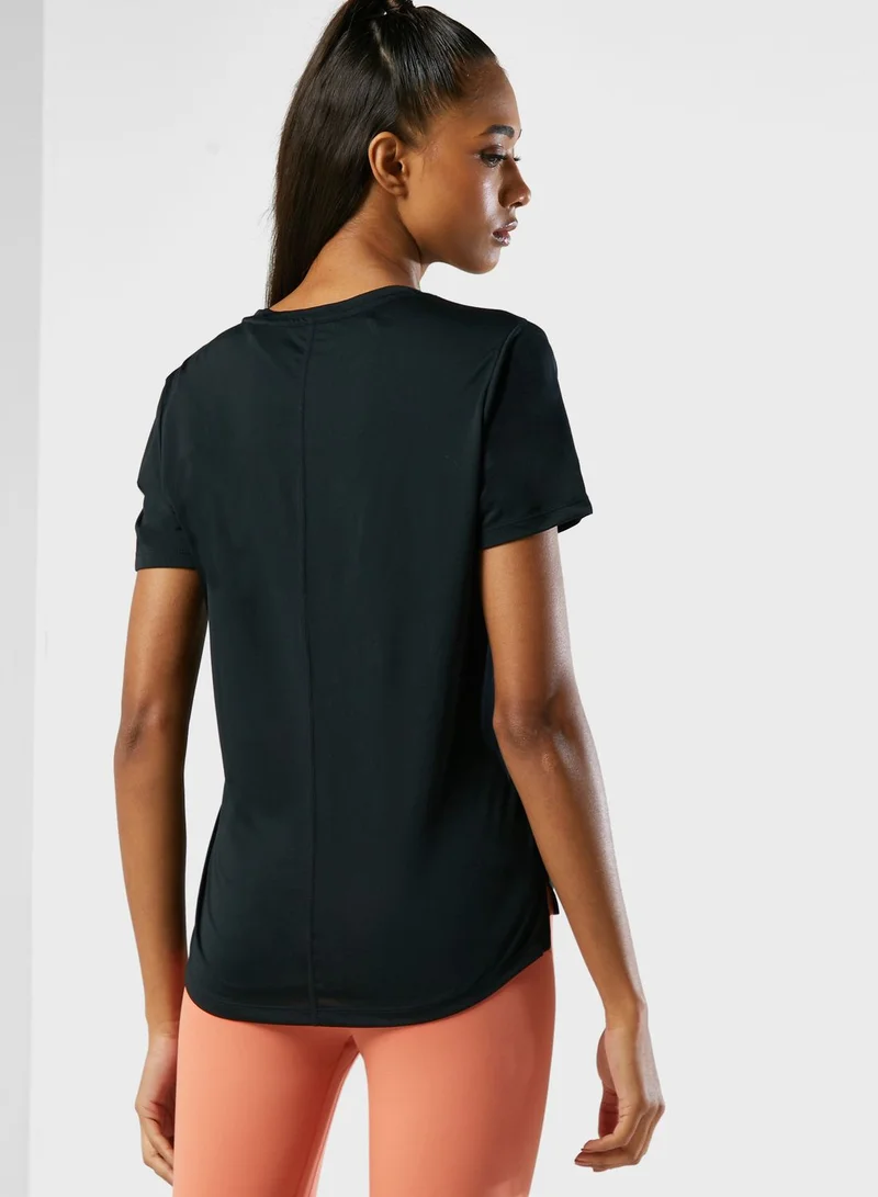 Nike Dri-Fit One Luxe T-Shirt