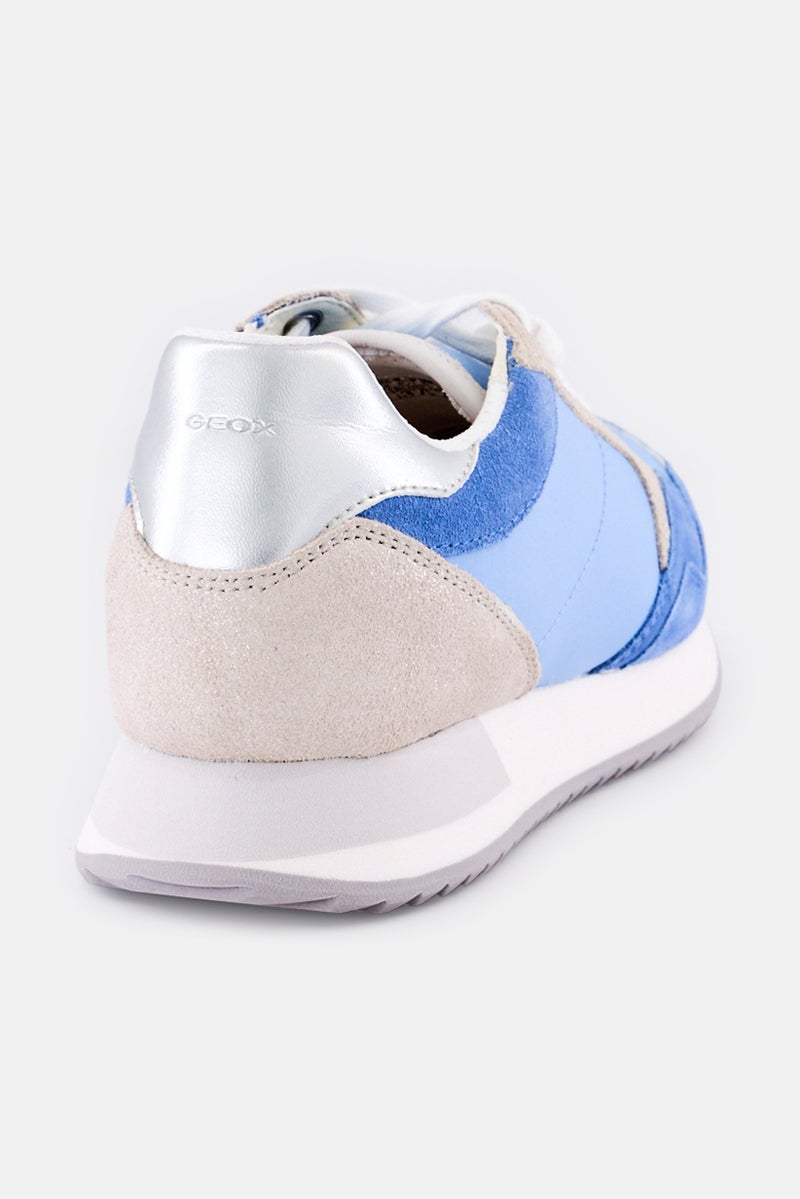 GEOX حذاء رياضي غير رسمي للنساء، مزين بالدانتيل، متعدد الألوان - Image 2