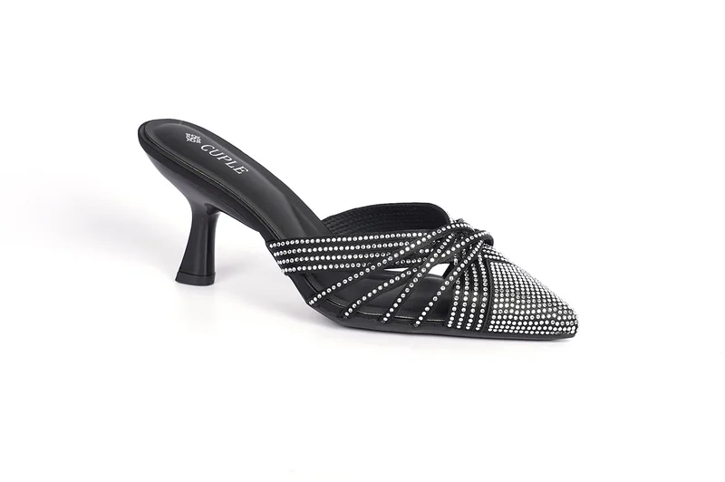 Cuple Ladies  Slip-On Mules embellished