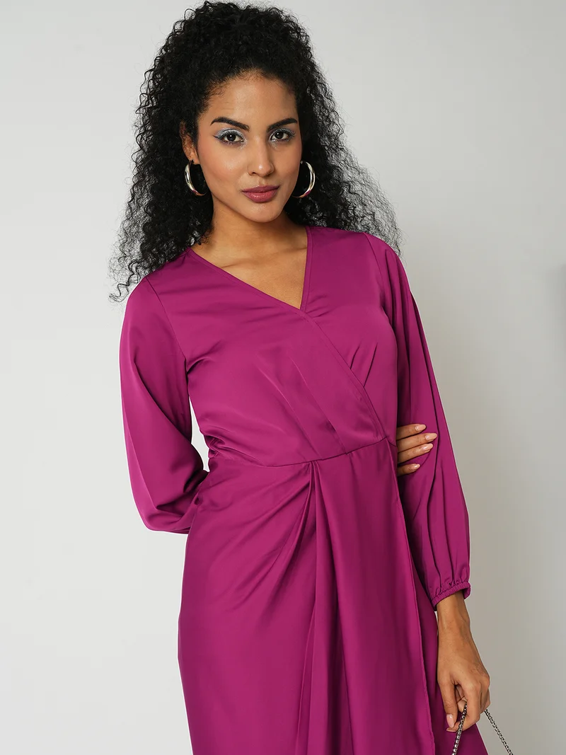 globus Women Wrap Neck Full Sleeves Tulip Hem Satin Midi Sheath Party Dress