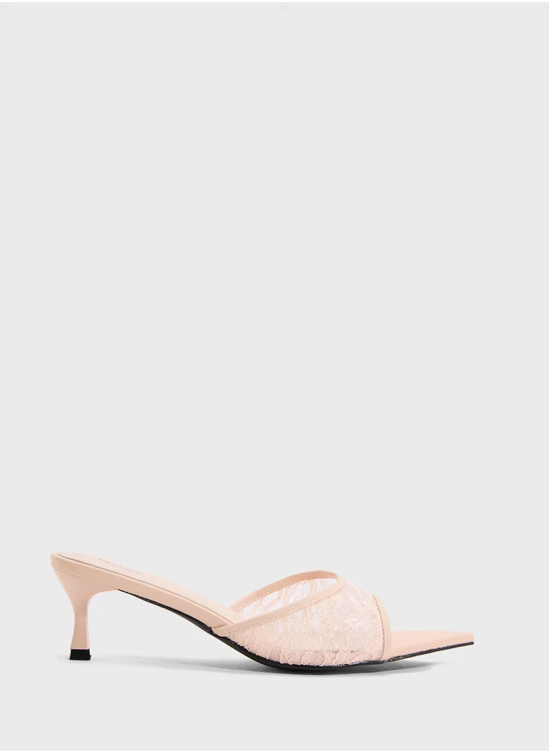 جينجر Lace Strap Heeled Sandal