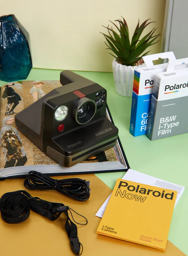 Polaroid Polaroid Now Instant Camera - Mandalorian Edition