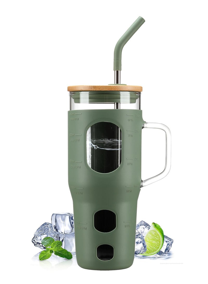 SOLARAE كوب زجاجي سعة 32 أونصة مع غطاء وقشة، زجاجات ماء زجاجية مع مقبض، كوب زجاجي مع علامة زمنية وغلاف سيليكون، يناسب حوامل الأكواب خالي من BPA - زيتون - Image 1