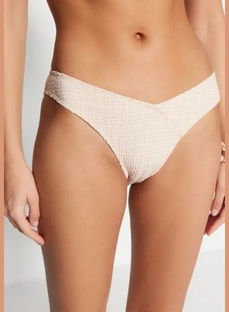 trendyol Ecru Gingham/Plaid V-Cut High Leg Bikini Bottoms, Textured TBESS21BA0130