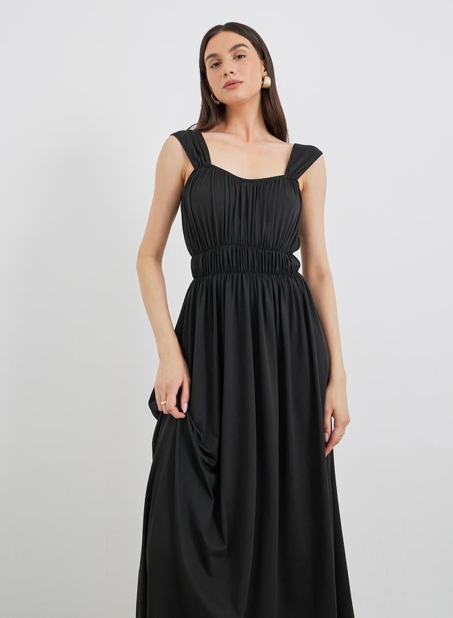 تايك تو فستان ميدي سادة بتفاصيل مزمومة - Image 3