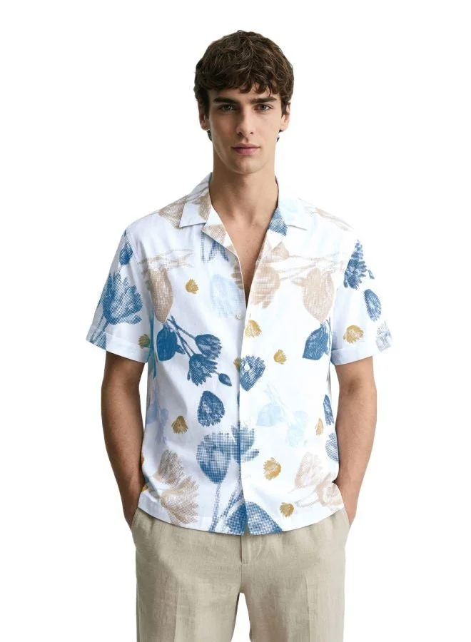 ذا انديان كراج كو Men Relaxed Fit Printed Cuban Collar Half Sleeves Shirt