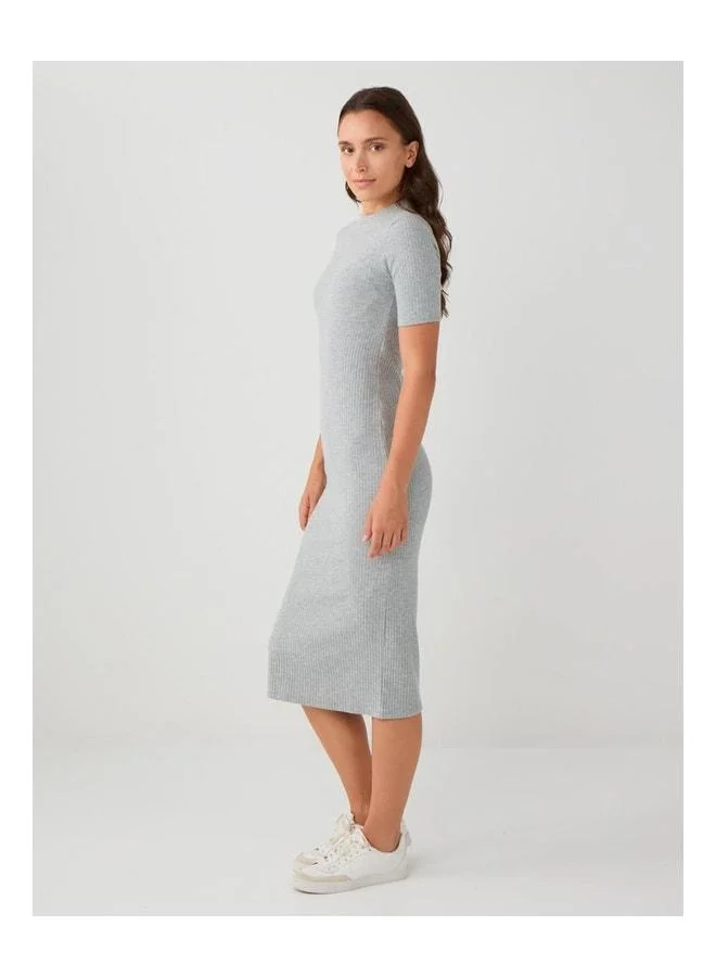 Jimmy Key Gray Mélange Boat Neck Short Sleeve Knit Midi Dress.