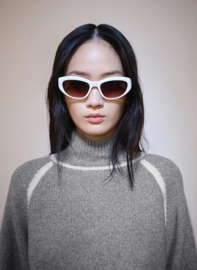 مانجو Fran Contrast Details Turtleneck Sweater